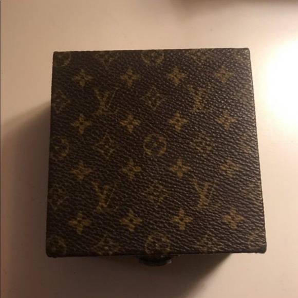 Authentic Louis Vuitton Ring Box - Picture 1 of 5